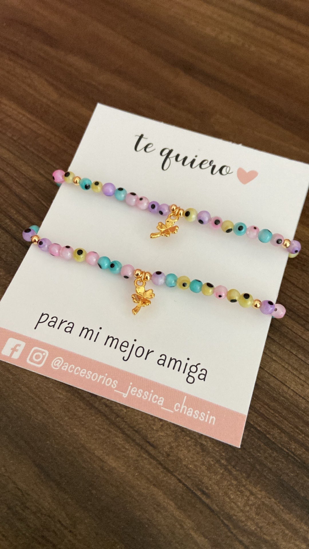 Puls ojitos pastel