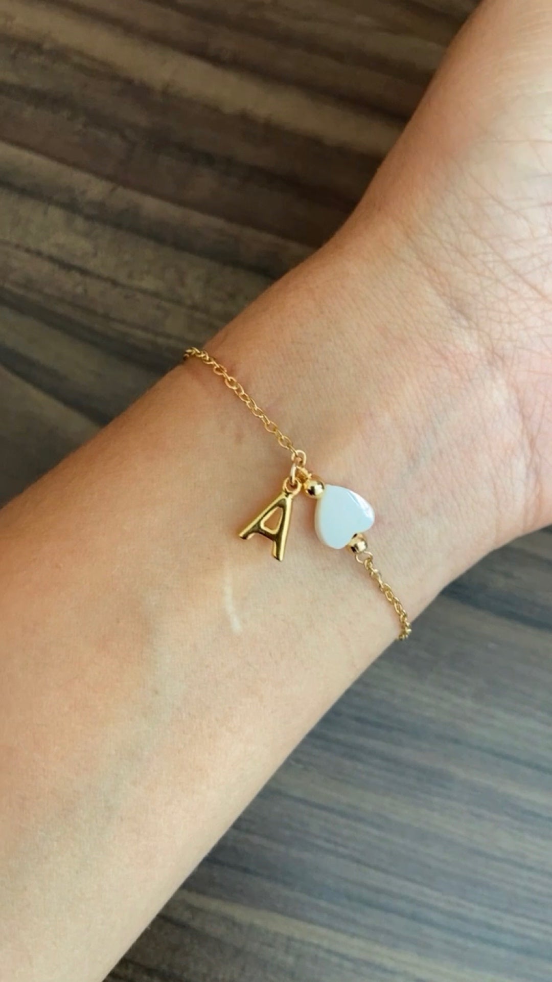 Pulsera corazón e inicial