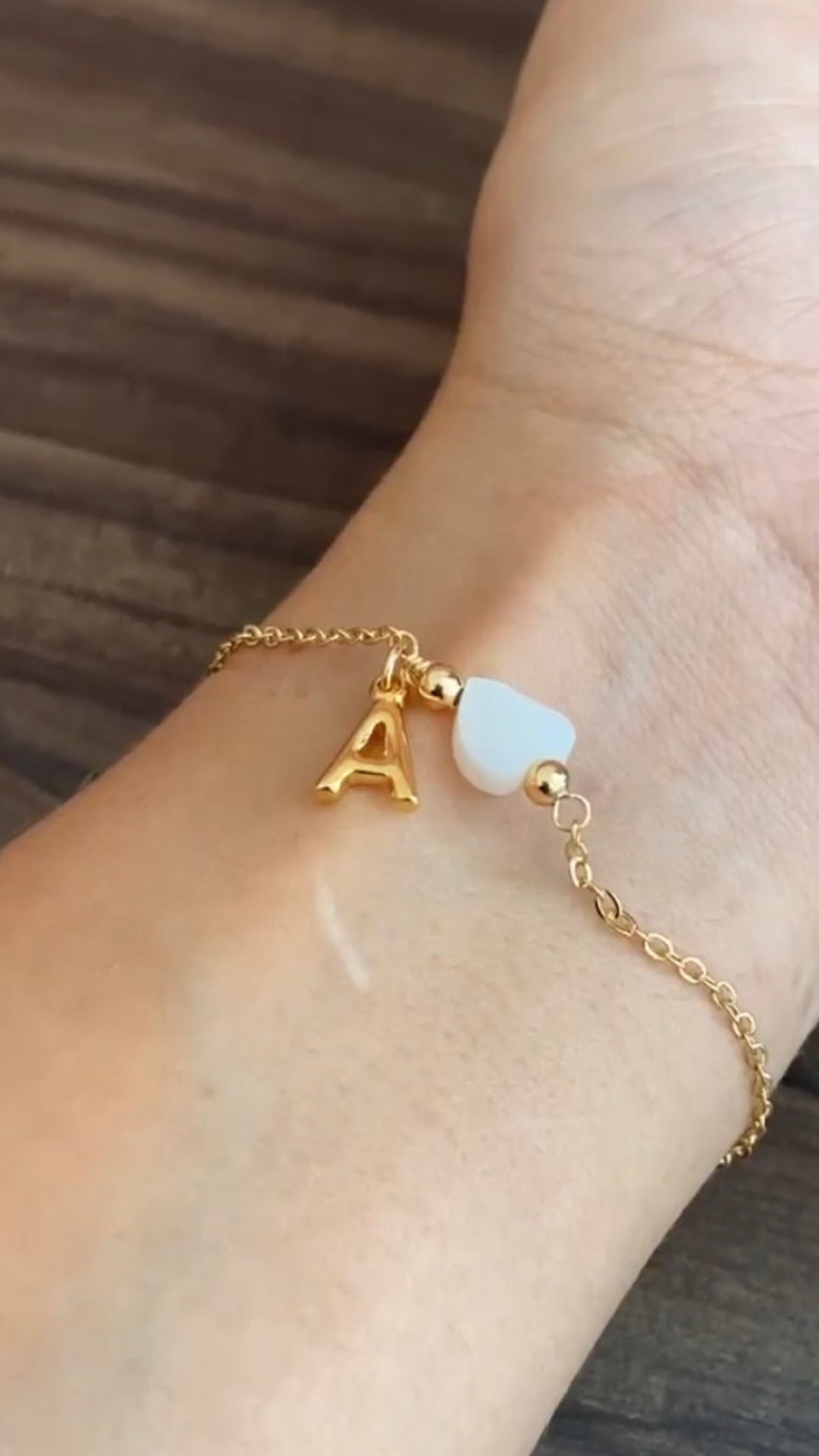 Pulsera corazón e inicial